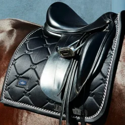 Equestrian Stockholm - Tapis de dressage Black Edition