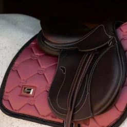 Equestrian Stockholm - Tapis de selle Soft rouge