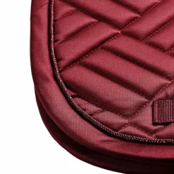 Equestrian Stockholm - Tapis de dressage Modern bordeaux