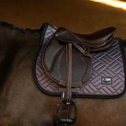 Equestrian Stockholm - Tapis de selle Modern Dark Violet
