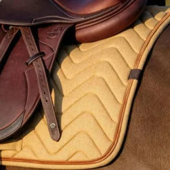 Equithème - Tapis de selle Chevron moutarde