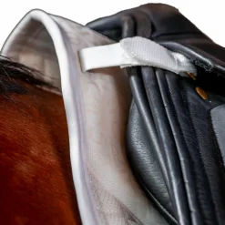 Horseware - Tapis de dressage Tech Comfort blanc