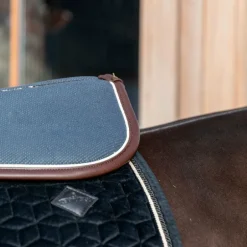 Kentucky Horsewear - Amortisseur pour chevaux Anatomique Absorb marine/marron