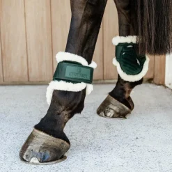 Kentucky Horsewear - Protège-boulets jeunes chevaux mouton vegan Velvet vert foncé