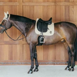 Kentucky Horsewear - Tapis de dressage Wave 3D logo beige