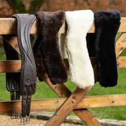 LeMieux - Housse de sangle de saut d’obstacle Anatomic en laine mérinos+ noir