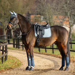 LeMieux - Tapis de dressage Square en suédine bleu glacier