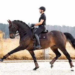LeMieux - Tapis de dressage Puissance Suede Square marron
